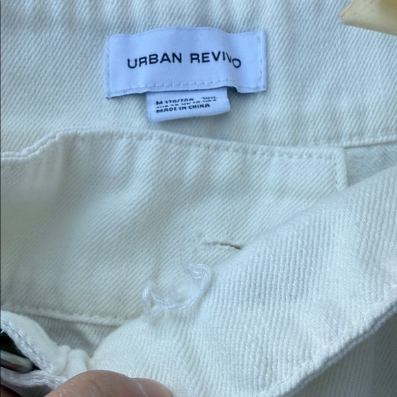 Urban Revivo Belted White Wide Leg Pants - Picture 4 of 4